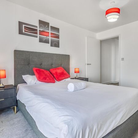 Luxury 2 Bedroom Apartment, On Broad Street! เบอร์มิงแฮม ภายนอก รูปภาพ